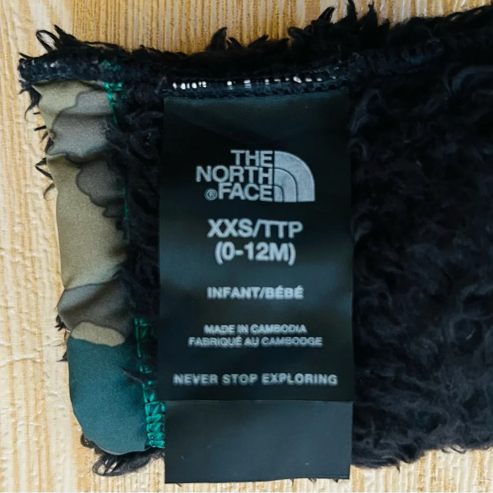The North Face Baby Mittens Gloves Camo Camouflage